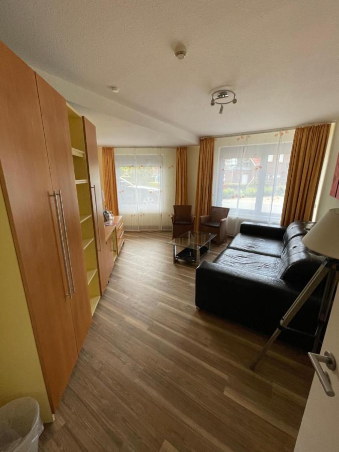 Nordseehotel Benser Hof Am Hafen بينسيرسيال المظهر الخارجي الصورة