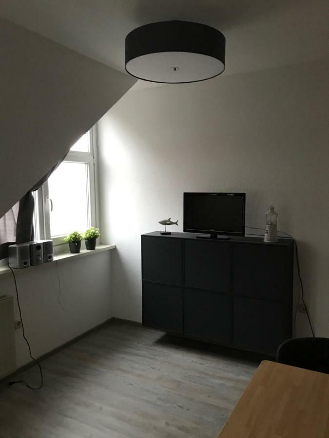 Nordseehotel Benser Hof Am Hafen بينسيرسيال المظهر الخارجي الصورة